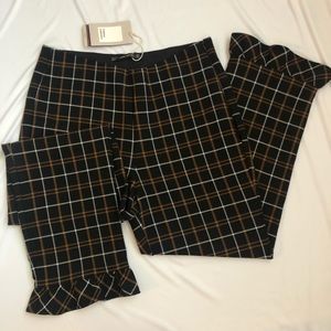 Zara Ruffle hem Cropped Plaid Pants L NWT